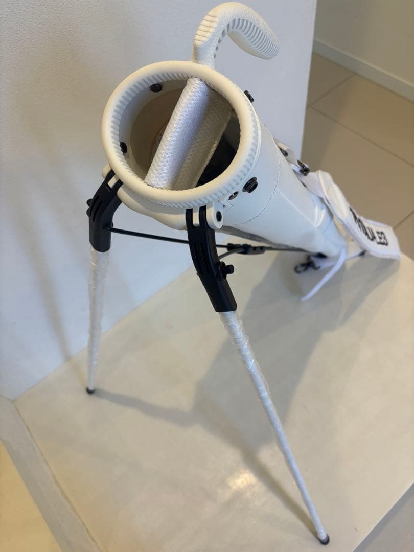 1PUTUGUALE3 ミニキャディバッグ　スタンド式　ホワイト