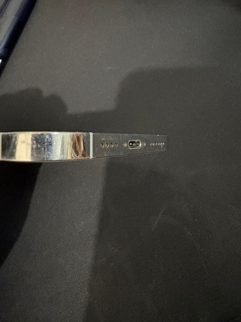 Apple iPhone 12 Pro Max シルバー本体