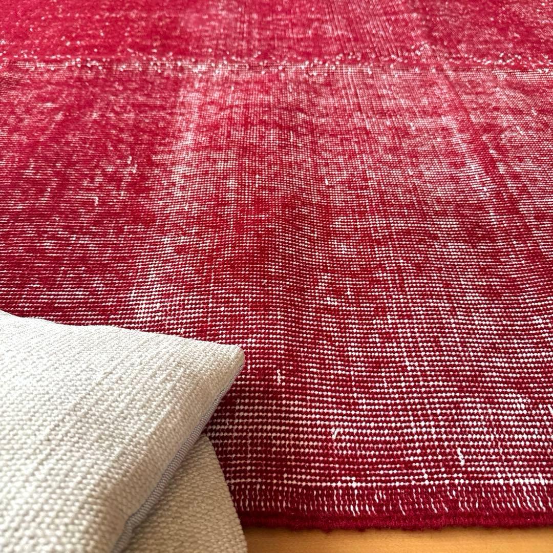 121×205 レッドオーバーダイ　ワンカラーラグ　トルコヴィンテージラグ