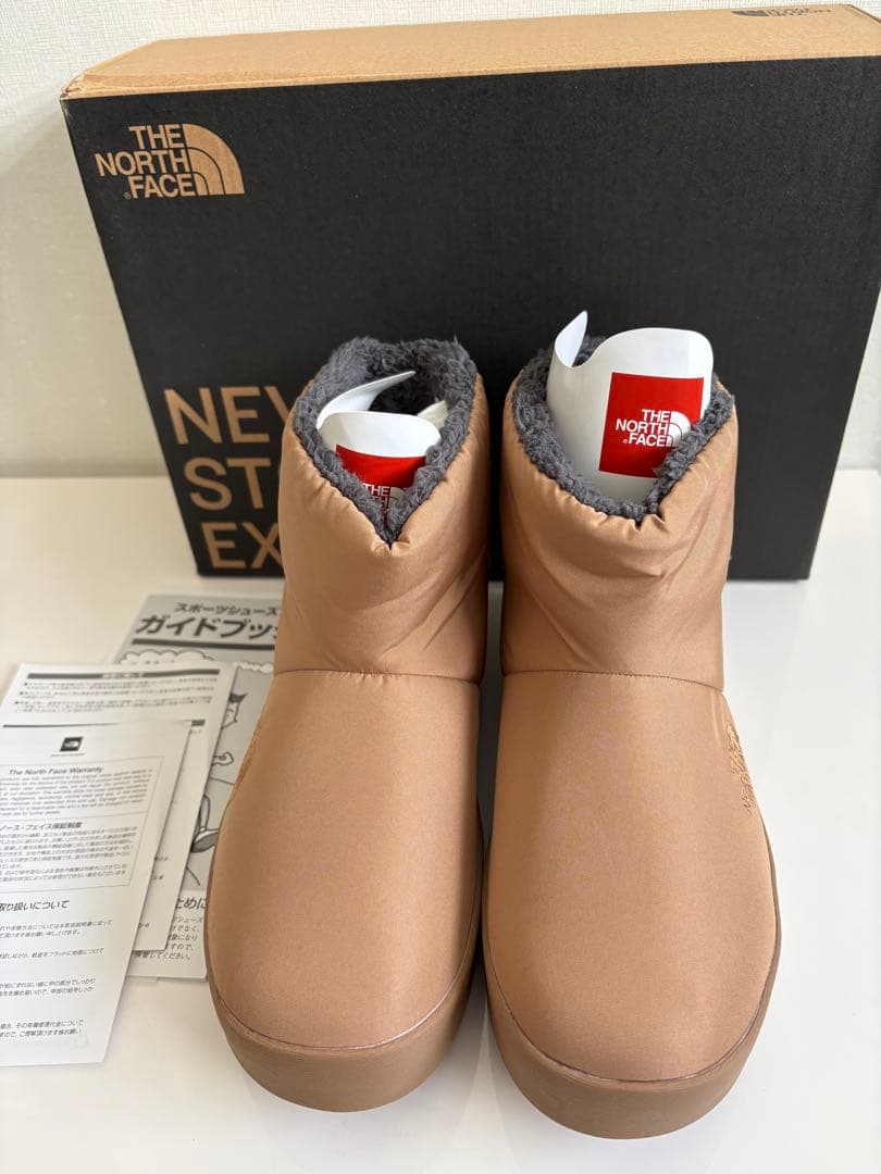 新品未使用品　箱入タグ付　ノースフェイス　ベージュ　ブーツ　24センチ