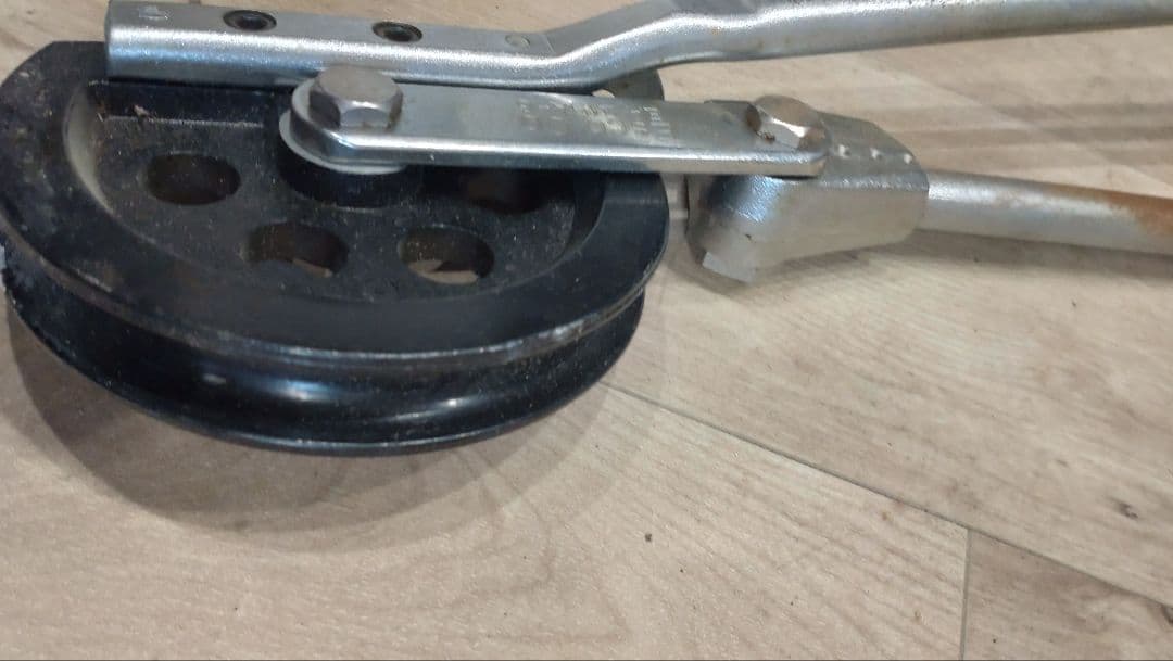 エスコ手動式ベンダー EA215A-6