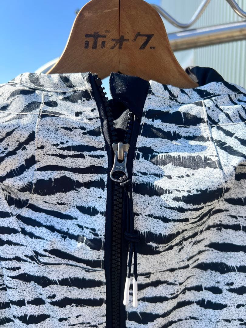 新品 ビラボン Sサイズ スノボ スキー ウェア（女性用）