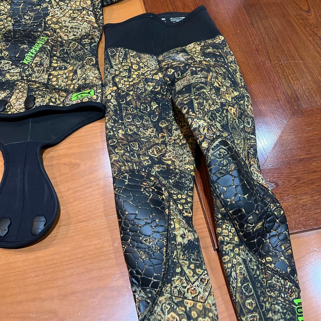 SALVIMAR フード付きウェットスーツ カモフラージュ