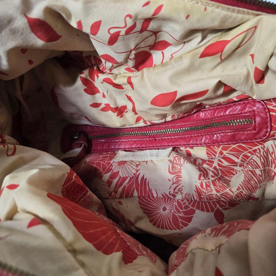 バッグ Diesel 2000s Red Leather Shoulder Bag