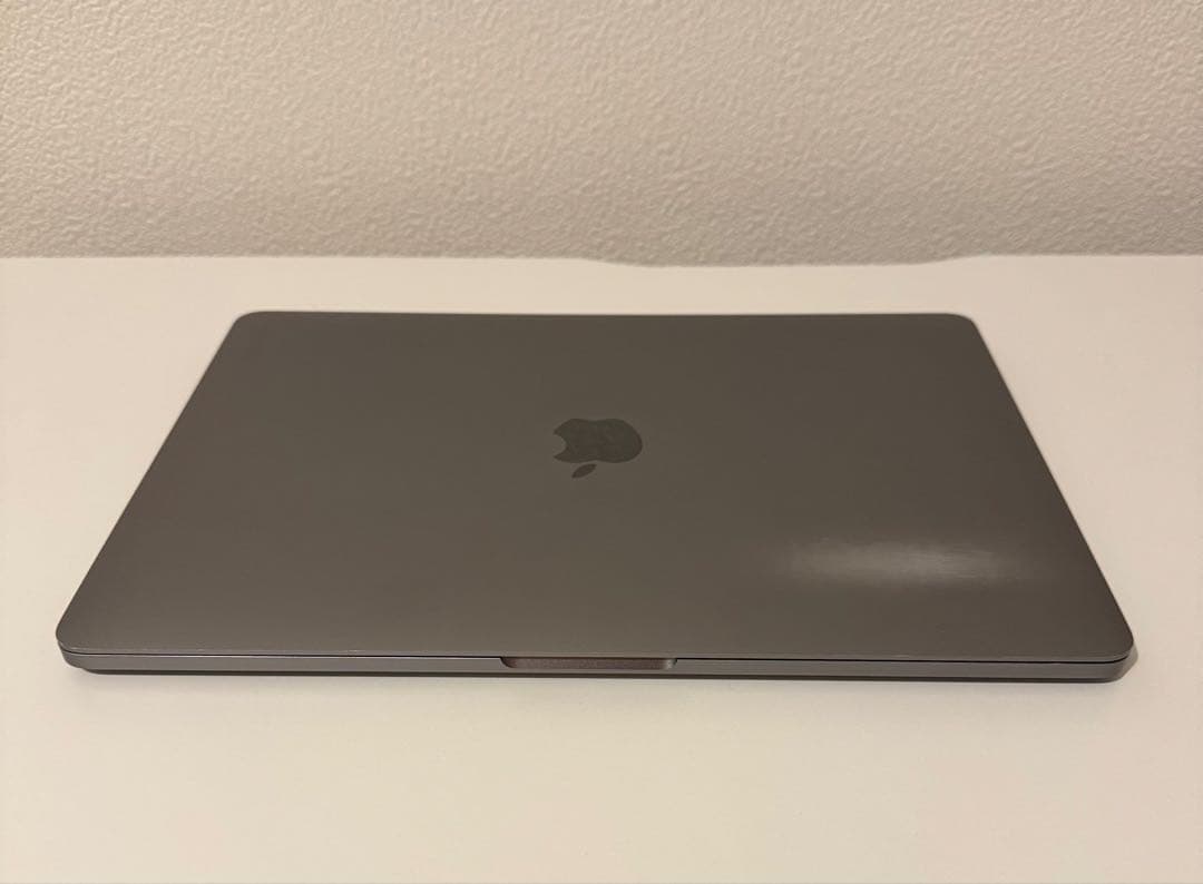 Macbook Pro 2019 13インチ 今年最新mac os