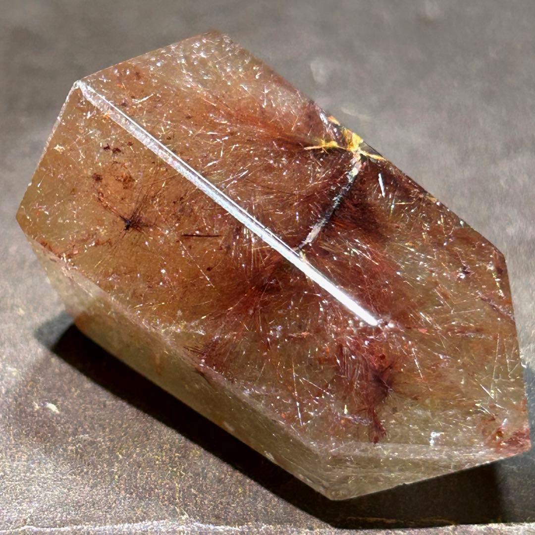 ⭐️別格高級品！プラチナ　レッド　シルバー　ルチル　原石　六角柱　福財龍王秘宝⑥