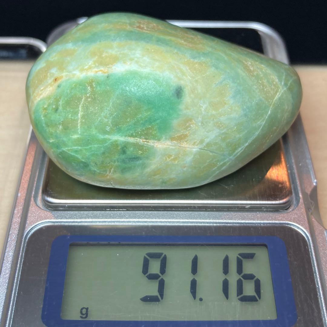 【専用品】 糸魚川翡翠　青梅　翡翠　原石　91.1ｇ