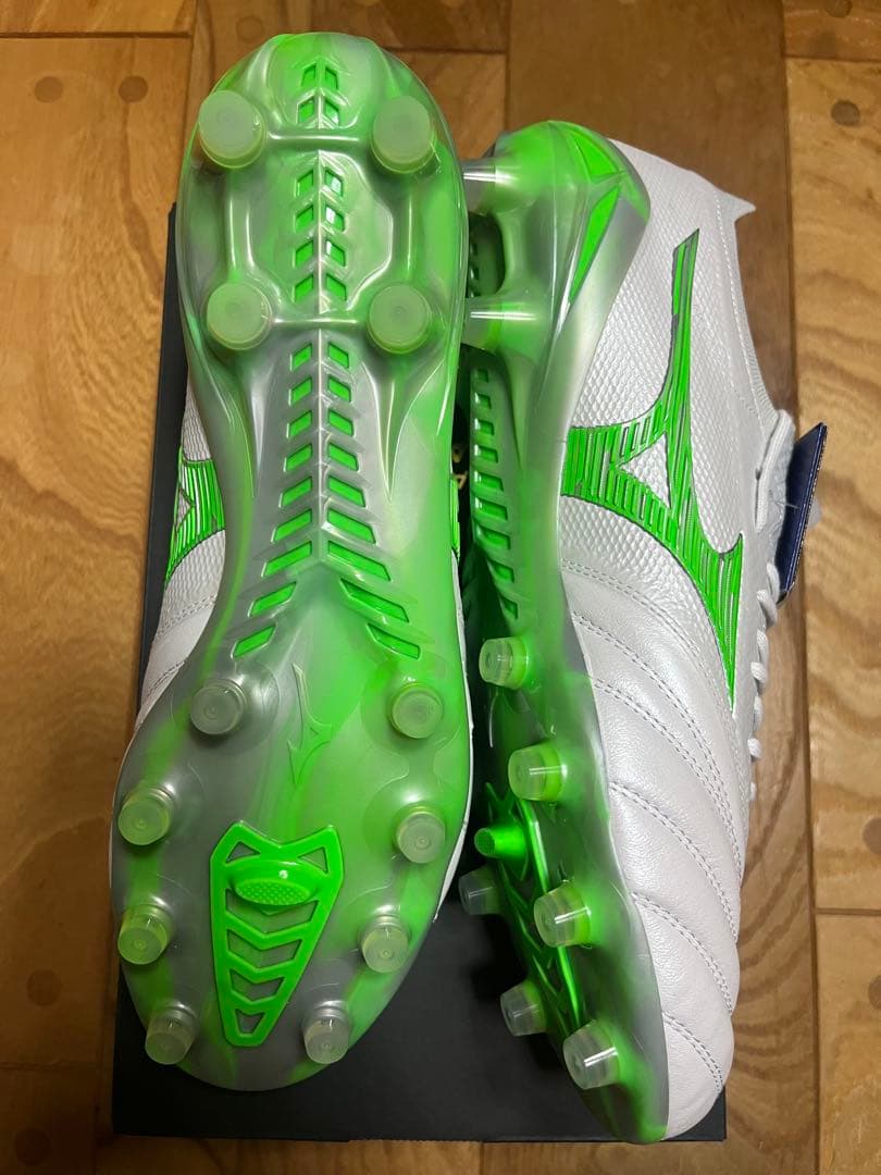 新品　レアサイズ　限定カラー　ミズノ　モレリア ネオ4 β JAPAN 25cm