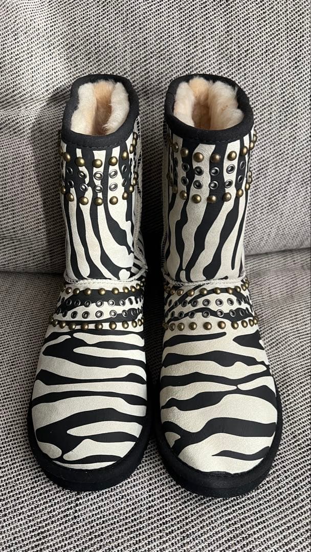 UGG JIMMY CHOO ブーツ 新品未使用