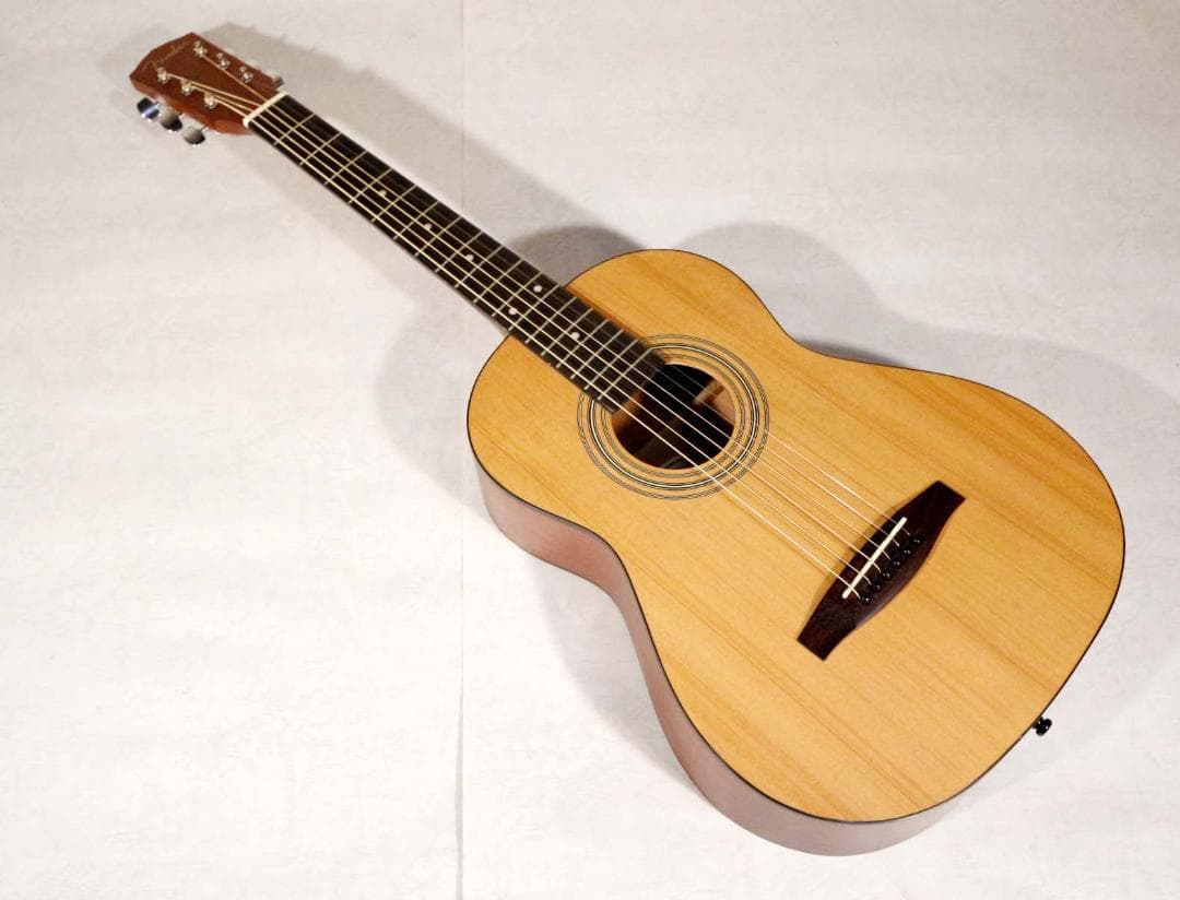 ■フェンダー■ミニアコースティックギター MA-1