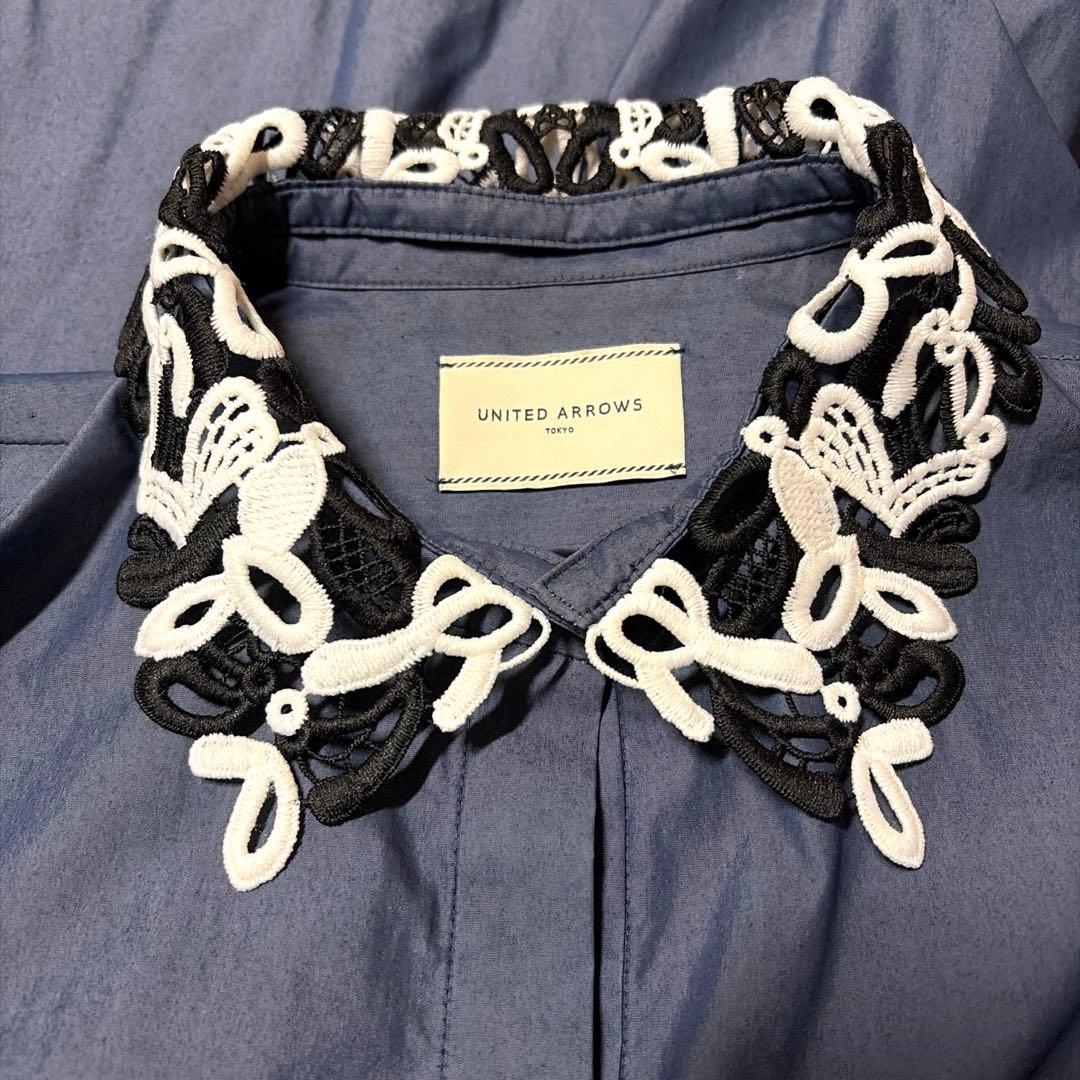 【美品】ユナイテッドアローズ　レースカラー2WAYブラウス　コバルト