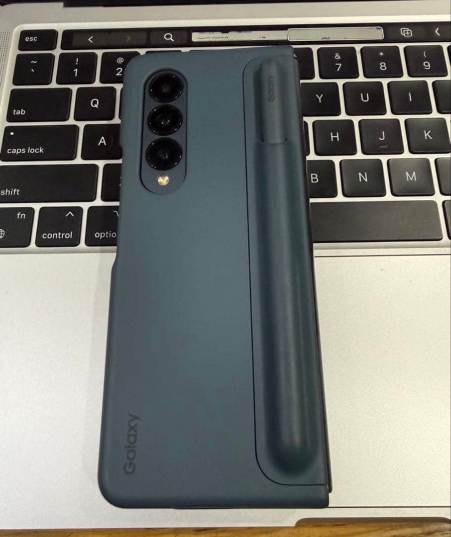 Samsung Galaxy Z Fold 4 グレー 本体