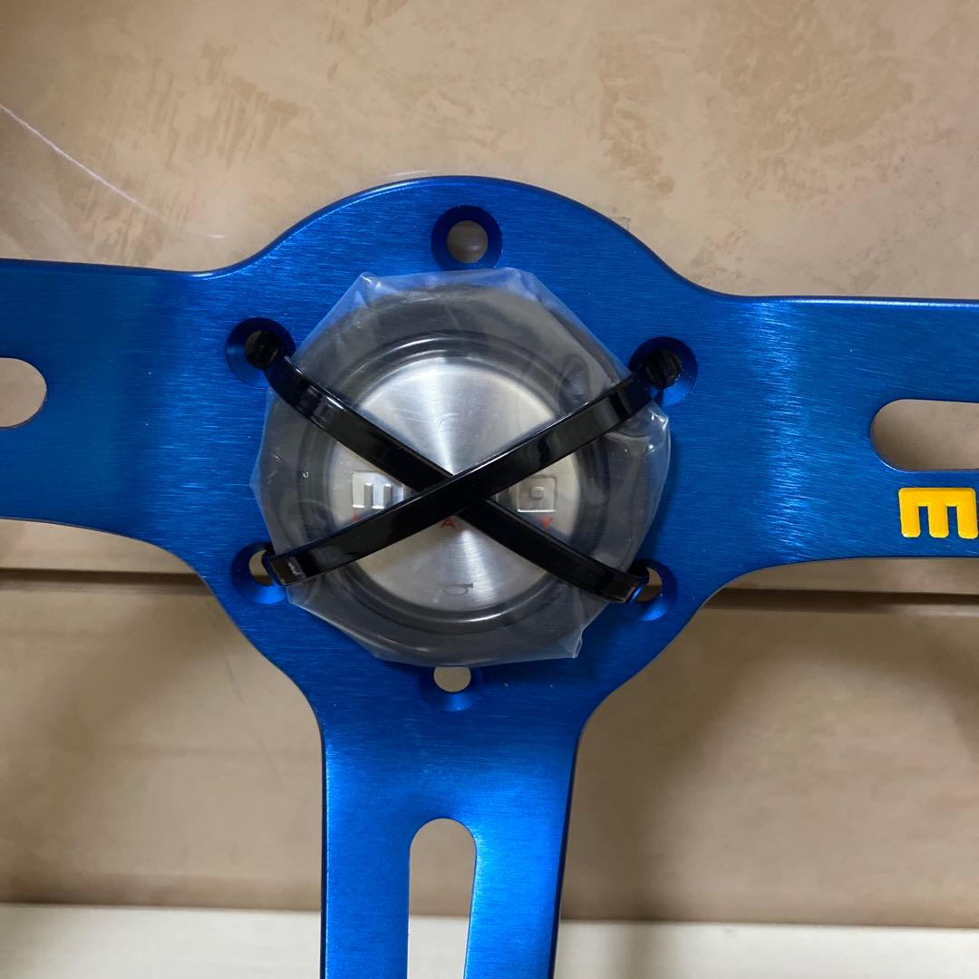 momo スポーツステアリング MOD.08 M-59 ブラックレザー350mm