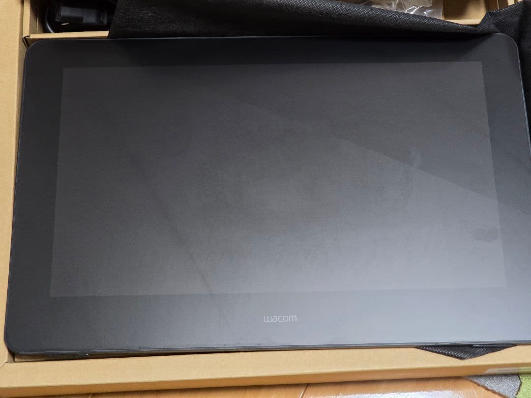 液タブ・ペンタブ Wacom Cintiq Pro 16 (2021) (DTH167K0D)