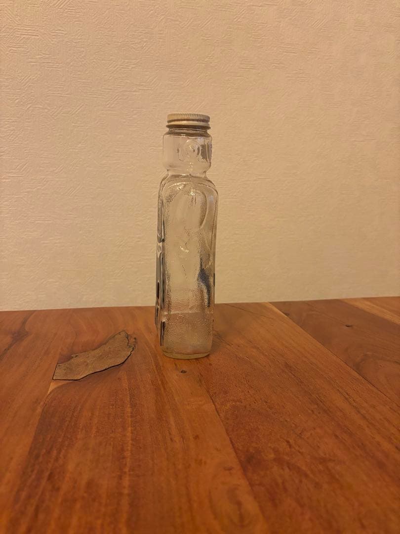 さと　GALAXY SPACEMAN BOTTLE