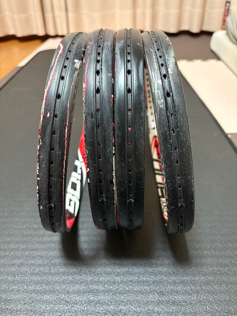 ソフトテニスラケットiNX900 計4本まとめ売り！　ヨネックス　アイネク