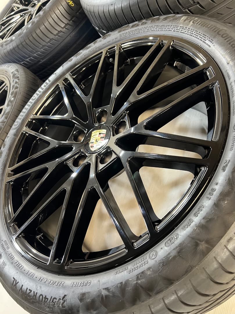 新型 ★ポルシェ カイエン E3 RSスパイダー9Y0 タルモ 純正 21インチ