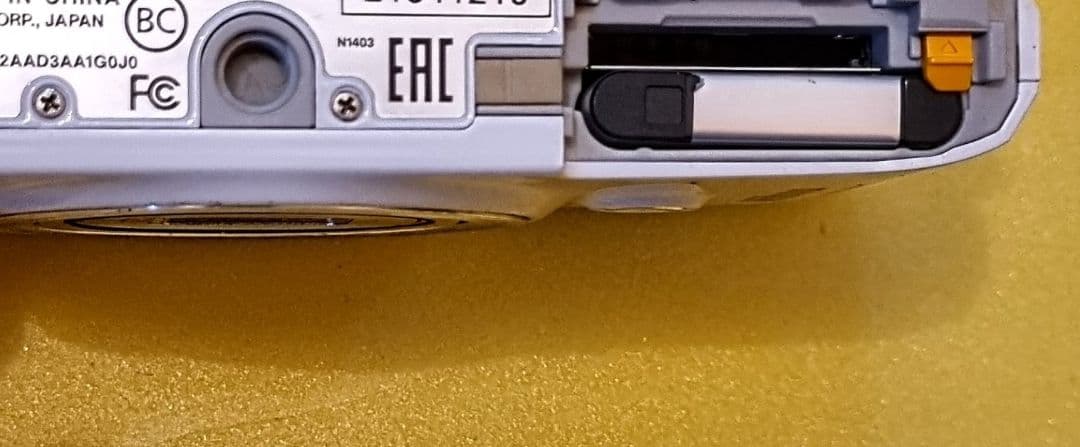 ニコン　Nikon COOLPIX S6900 ホワイト