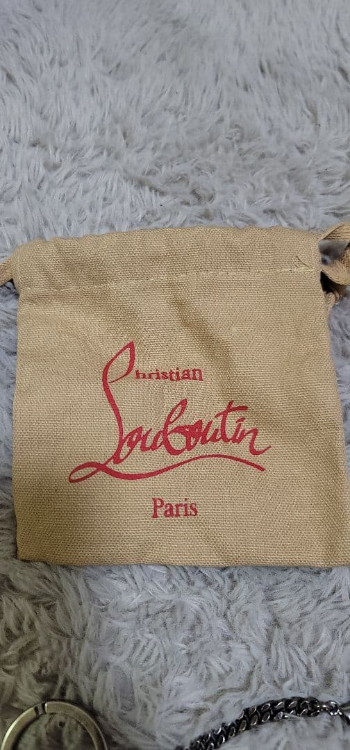 クリスチャンルブタン ホイッスル スニーカー キーホルダー リング 箱 巾着付