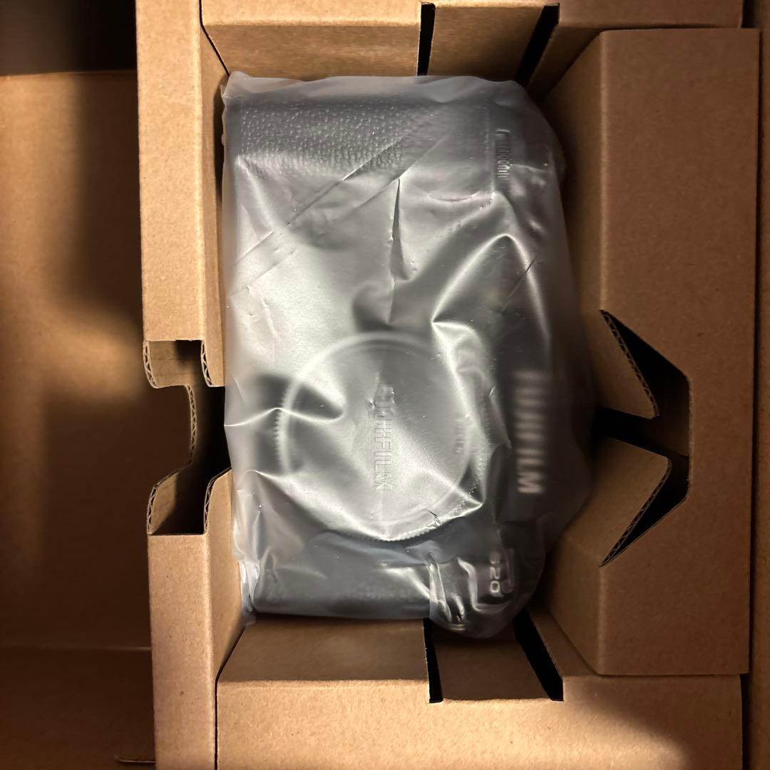 【新品】FUJIFILM X-S20 XC15-45mmレンズキット