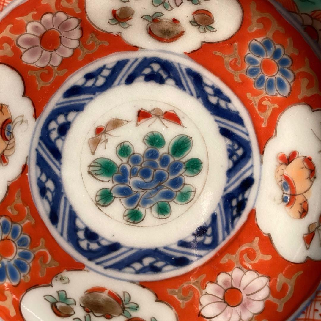 A1028 古伊万里　染錦手　輪花型　見込牡丹に蝶　窓絵　花唐草　小皿　5枚