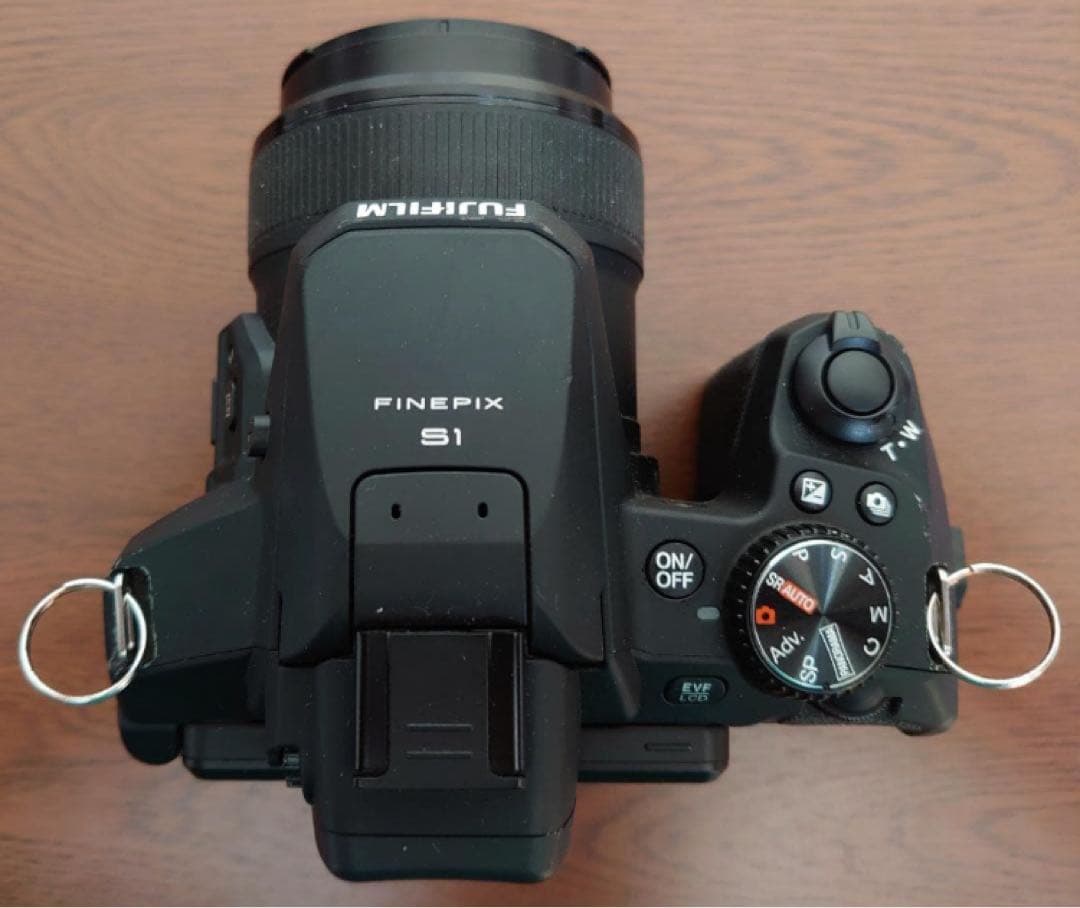 デジタルカメラ FUJIFILM FinePix S1