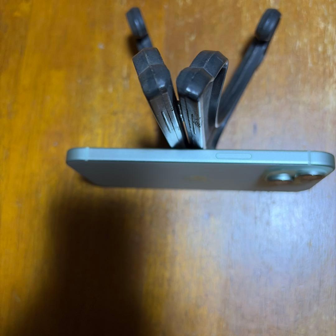 Apple iPhone 15 128GB SIMロックなし