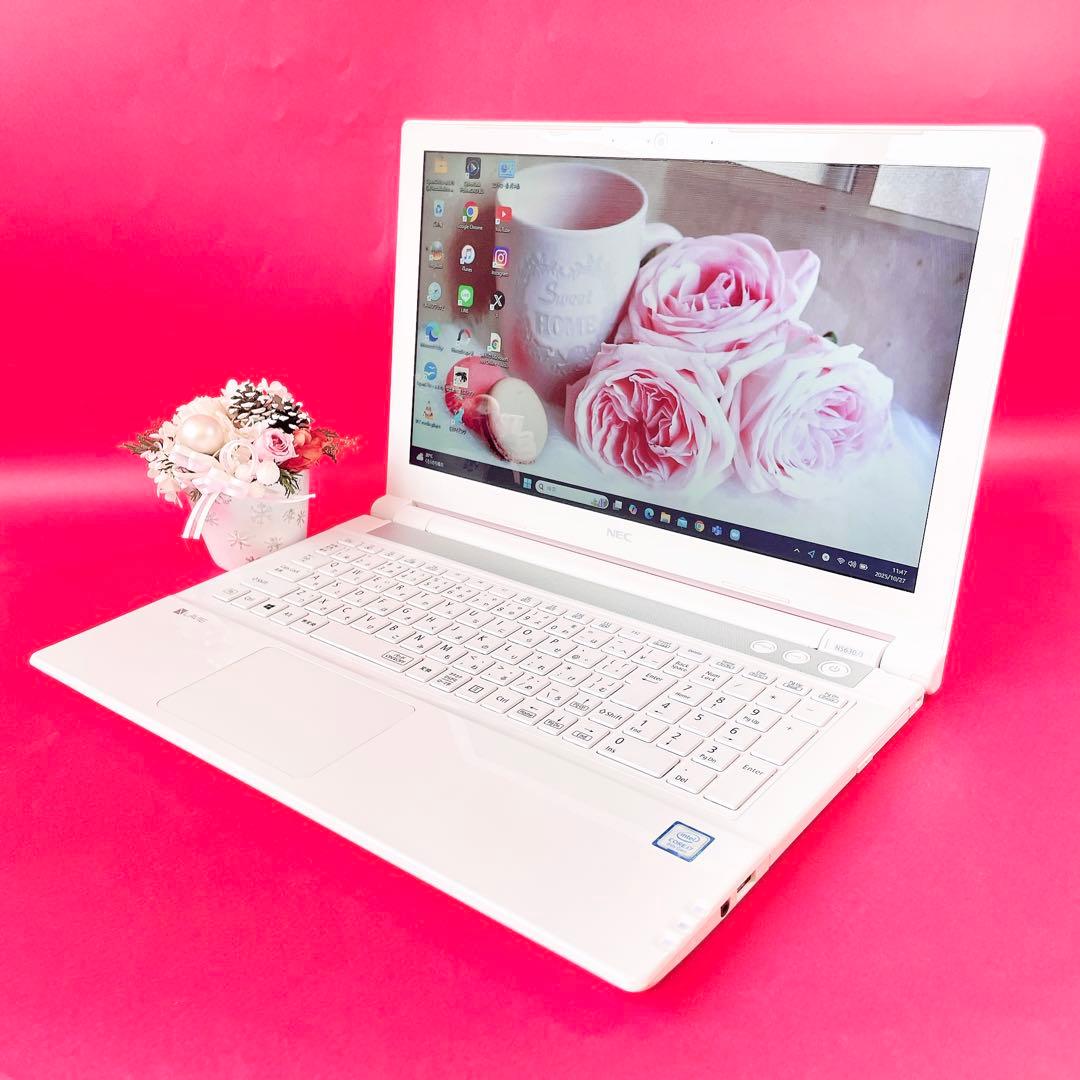 美品✨️第8世代Corei7薄型ノートパソコン✨️SSD1TB Win11 カメラ