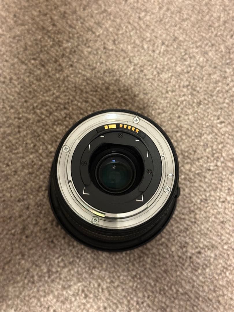 キャノン EF8-15mm F4L フィッシュアイ ズームレンズ