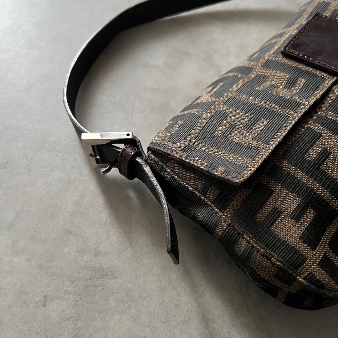 【美品】 フェンディ FENDI ズッカ マンマバケット バッグ ワンショルダー