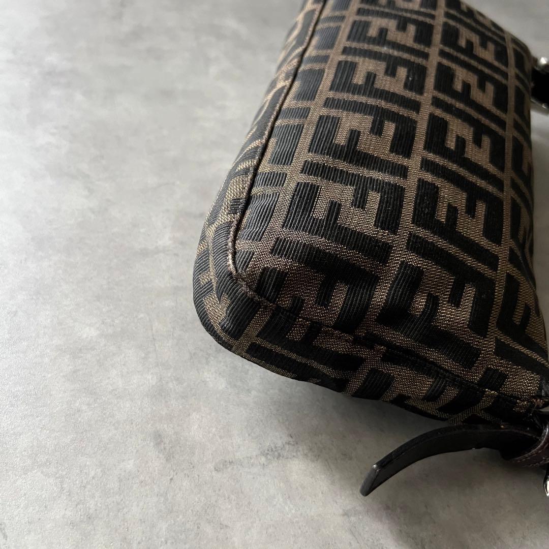【美品】 フェンディ FENDI ズッカ マンマバケット バッグ ワンショルダー