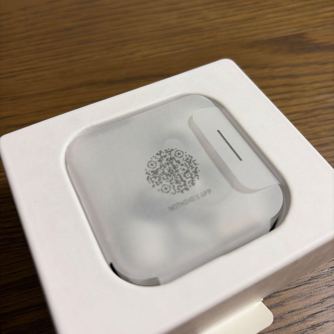 【ほぼ未使用】最新機種 nothing ear（3） ホワイト シルバー アルミ