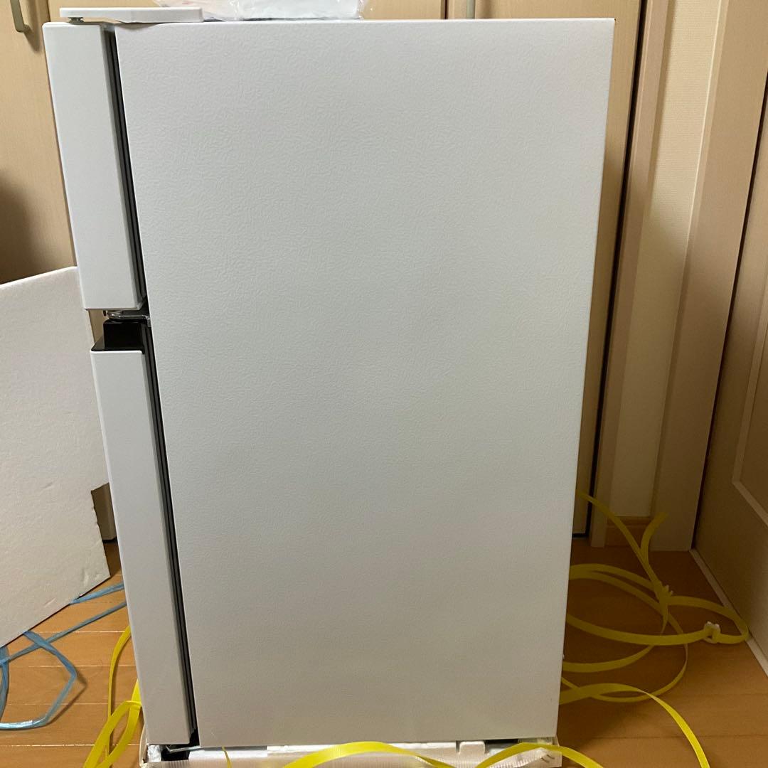 【美品・短期間使用】ハイセンス冷蔵庫　87L HR-B91E3W 2024年製