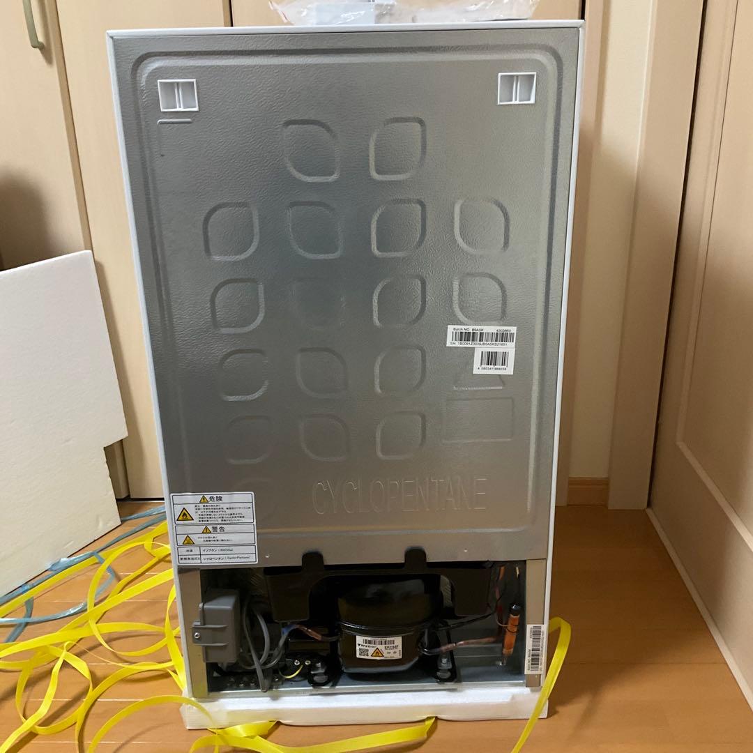 【美品・短期間使用】ハイセンス冷蔵庫　87L HR-B91E3W 2024年製