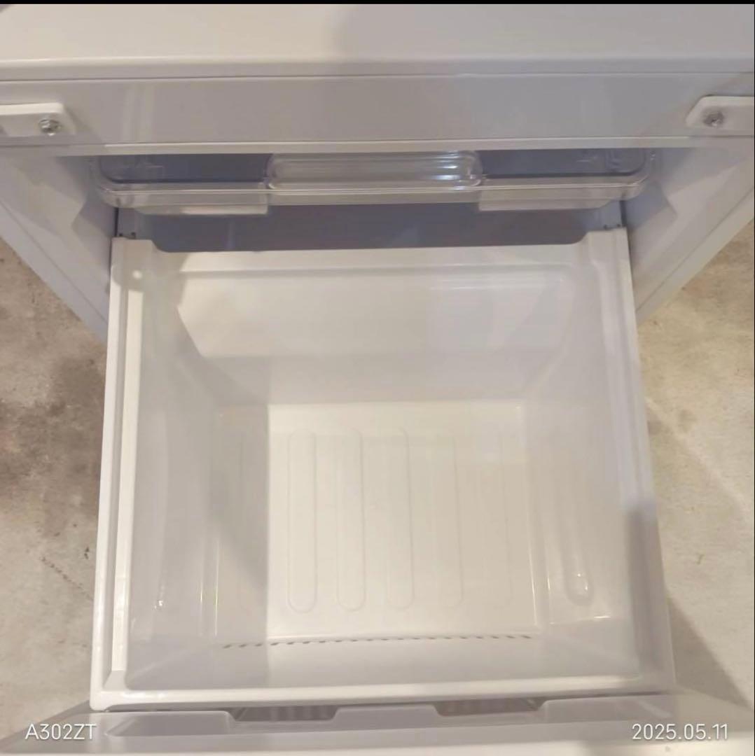 A033★2021年製★シャープ　冷蔵庫　右.左開き　自動霜取り　ホワイト