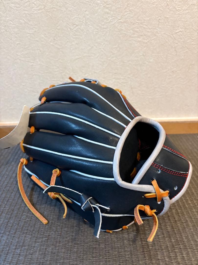 アトムズ　軟式内野手用　グラブ　新品未使用