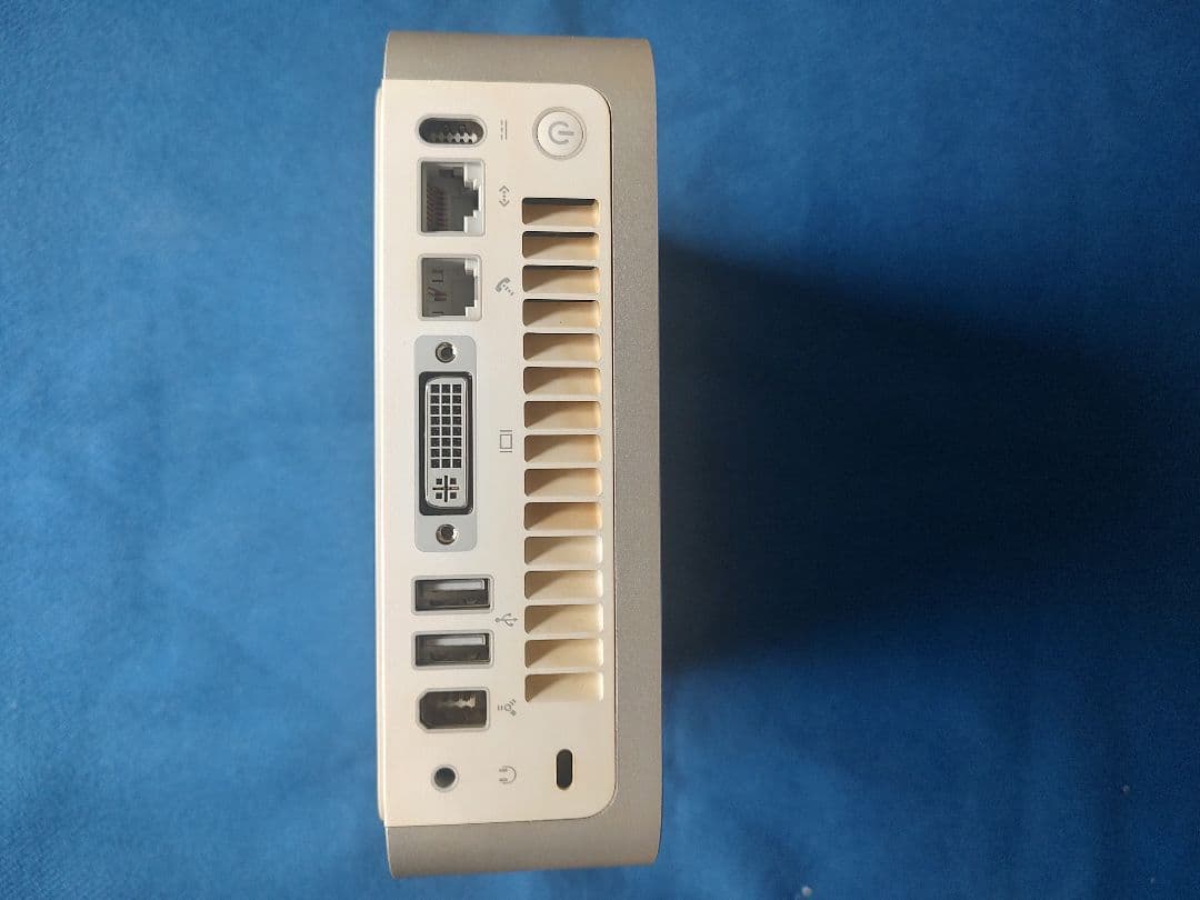 Apple Mac mini a1103 本体と電源アダプタ