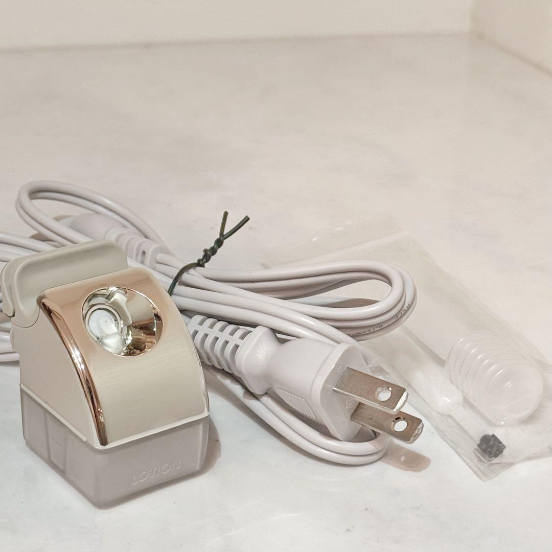 【美品】Panasonic スチーマーナノケア　EH-SA0B-N