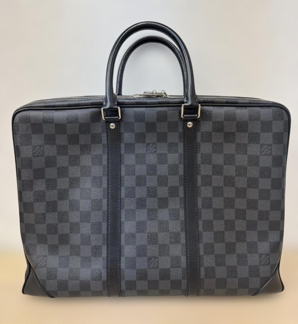 【訳アリ】LV ポルト ドキュマン・ヴォワヤージュ ダミエグラフィット