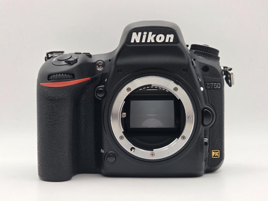ニコン　NIKON D750 ボディ ブラック 4,885ショット