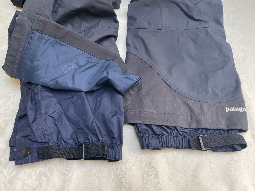 Patagonia パタゴニアブ　スキーウェア スノボーパンツ　メンズＭ