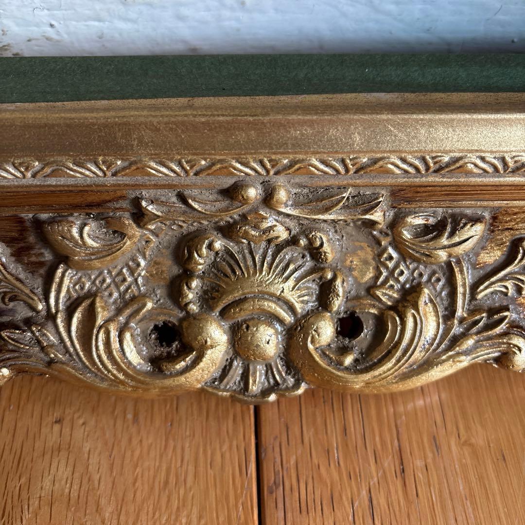 大きな額縁です。フレーム　アンティーク