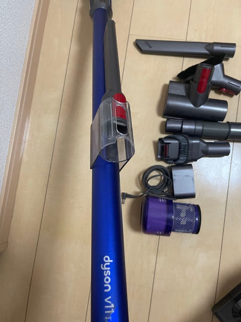 【美品)Dyson コードレスクリーナー V11 sv14エコーモード63分