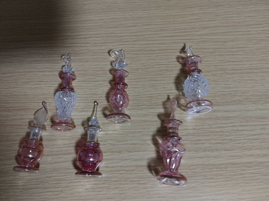 即購入可　エジプト　香水瓶　ガラス瓶　78点　セット　まとめ売り