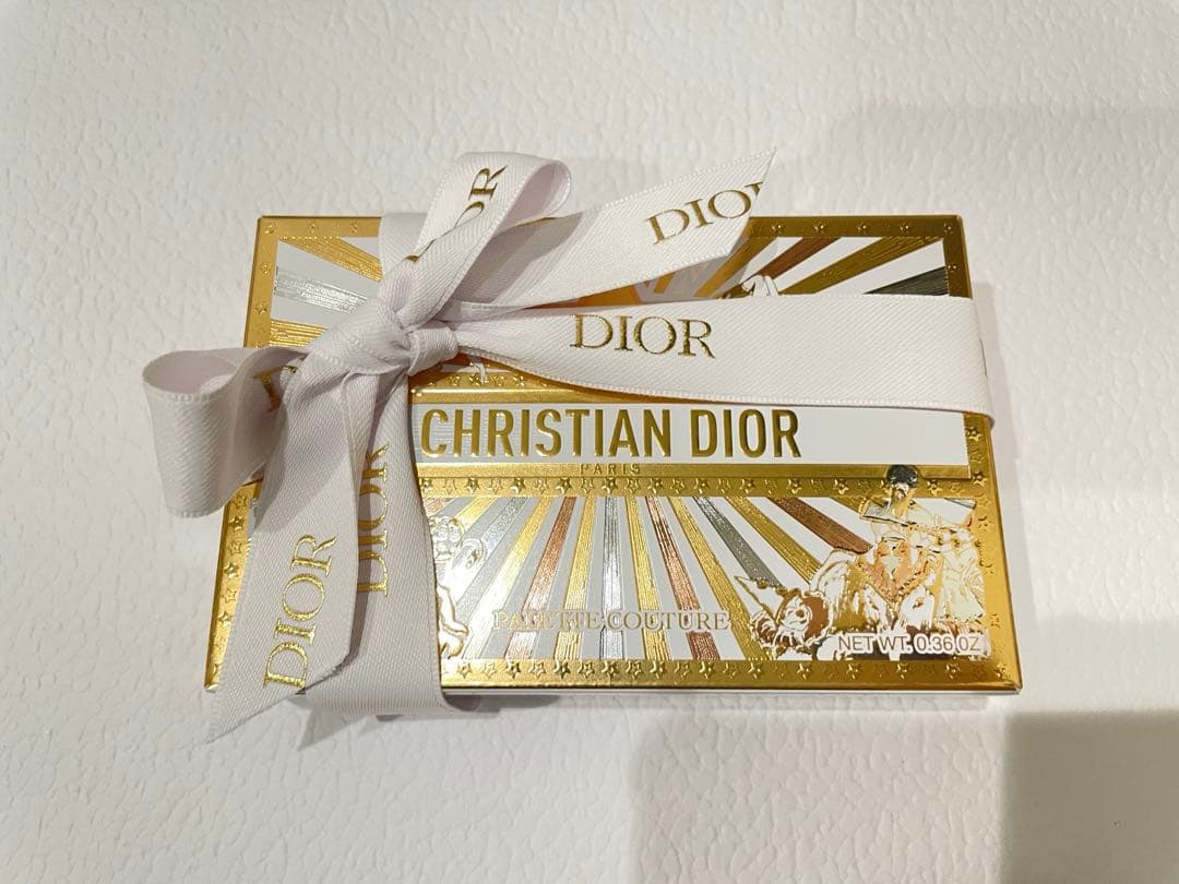 DIOR ホリデーコレクション クチュールアイパレッド　アイシャドウ
