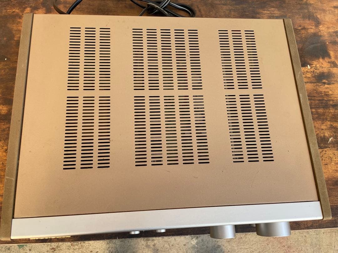 マランツ　プリメインアンプ　PM-62F