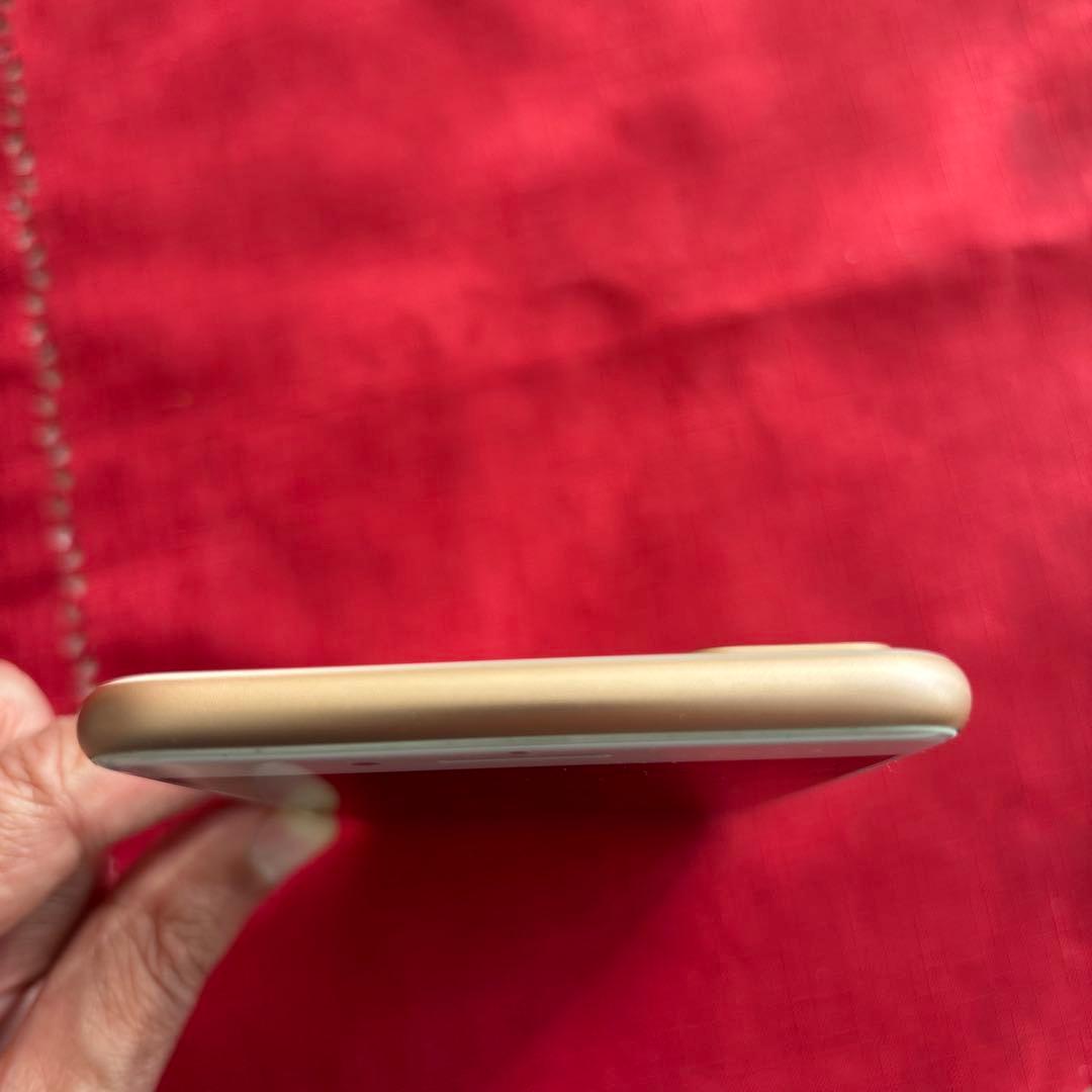 Apple iPhone 8 Plus ホワイト