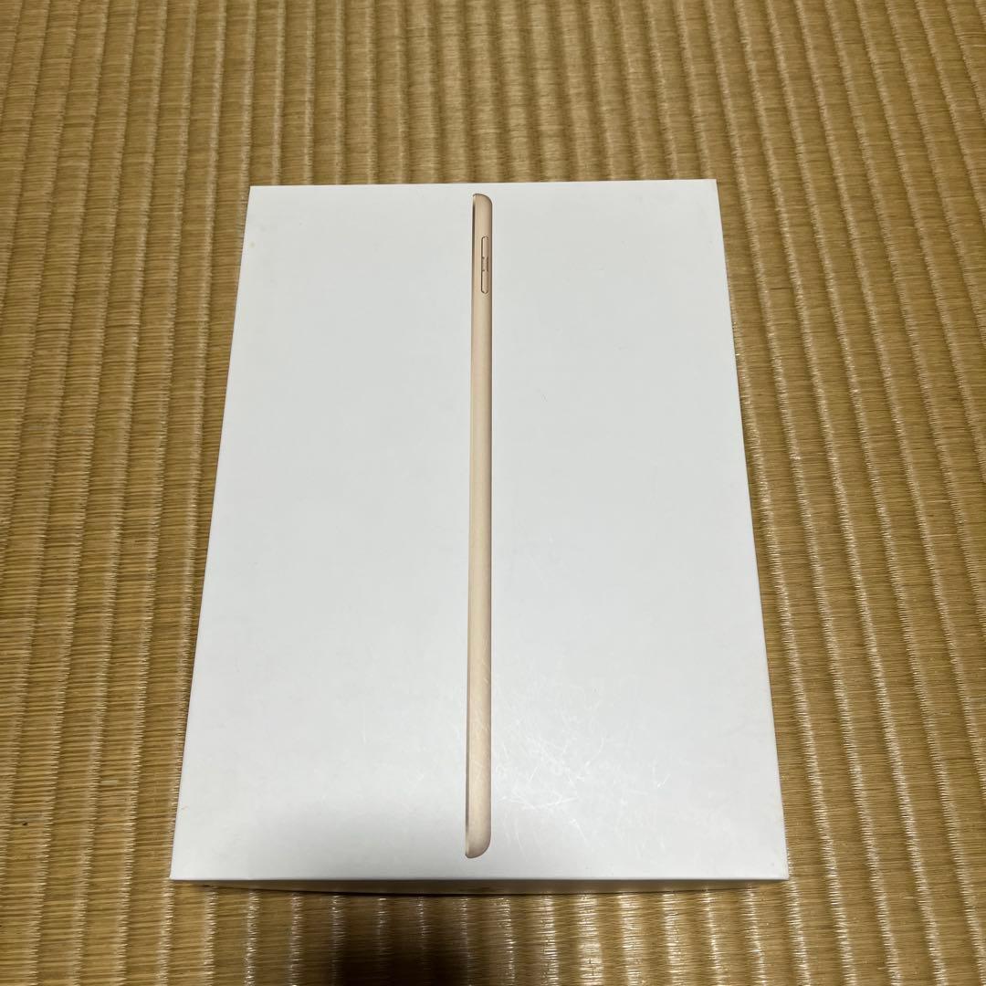 Apple iPad ゴールド 第5世代　32GB 箱付き