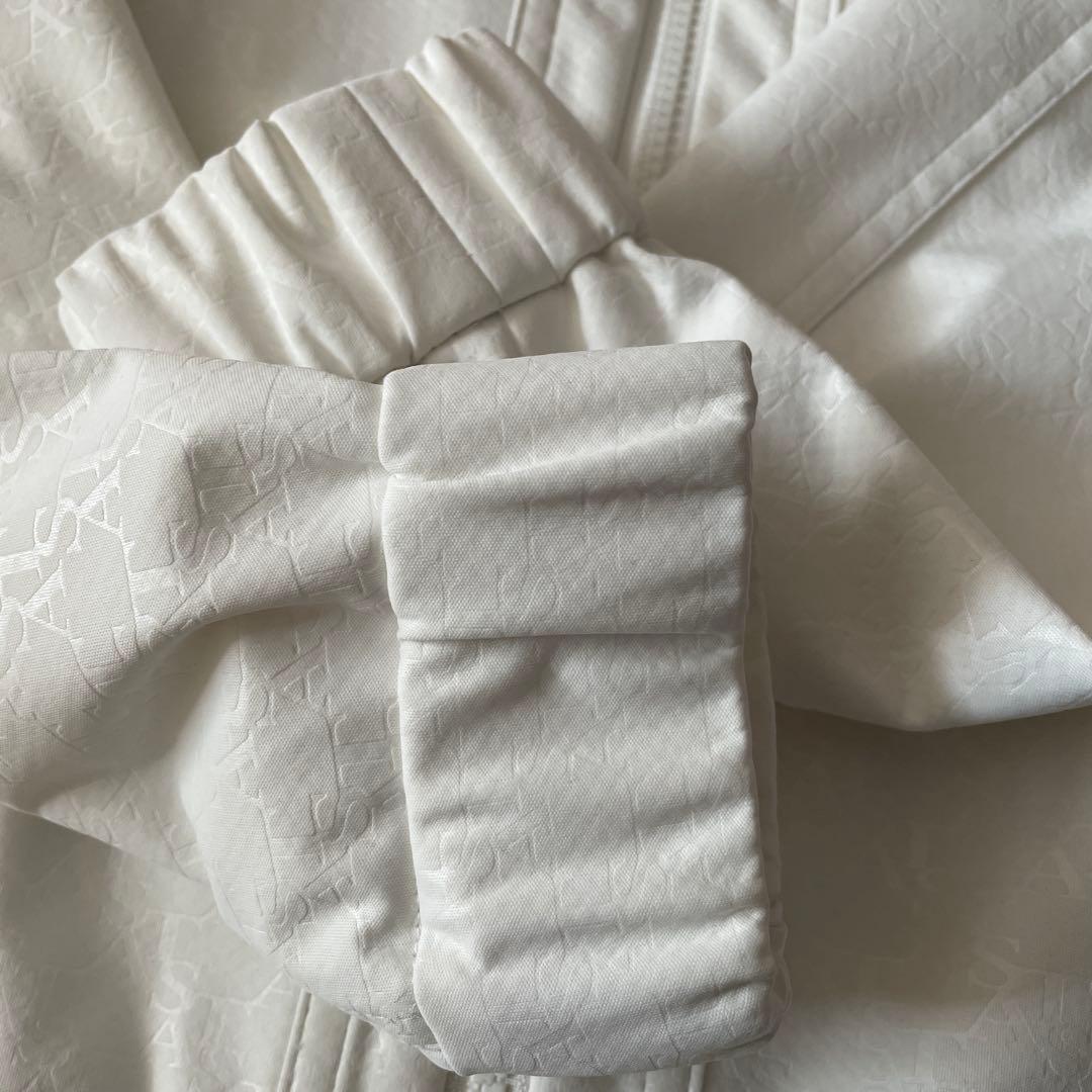 セントアンドリュース　ホワイトフード付きジャケット