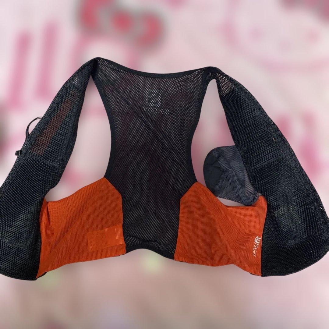 サロモン　アクティブスキン ブラック、SOURCEハイドレーション　セット　美品